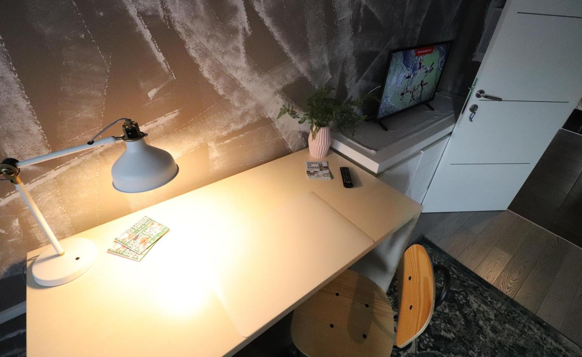 Apartment Naomi App,netflix,between Bus And Train Station Zagreb